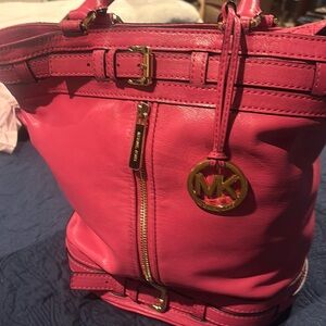 Michael Kors ( Original ) Tall tote bag Fushia Color